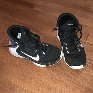 Nike Prime Hype DF 2016 basketball youth